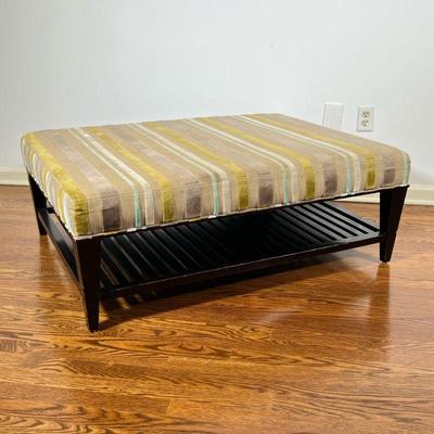 BAKER FURNITURE OTTOMAN | Colorful ottoman by Baker Furniture - h. 17 x w. 33.5 x l. 44.5 in

