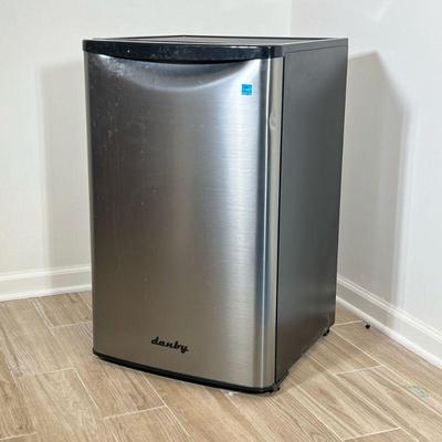 DANBY MINI FRIDGE | Danby mini fridge with small drawer, glass shelves and can holders, Model: DAR044A6BSLDB - h. 33 x w. 21 x l. 21 in

