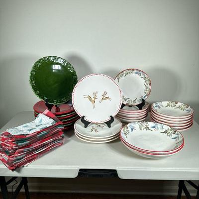 (26pc) LARGE LOT CHRISTMAS DISHES | Including: set of 8 green & red Maioliche Jessica Christmas plates, set of 4 Papart reindeer...