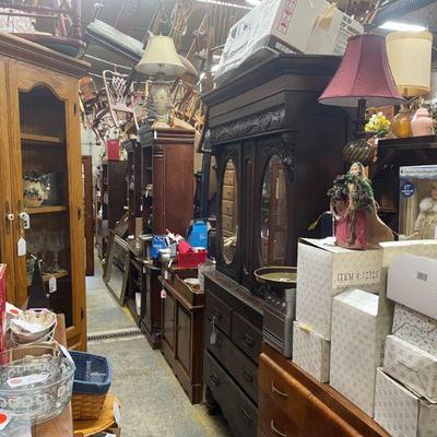 Estate sale photo