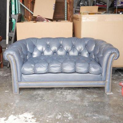 Chesterfield Style 2-Seater Leather Sofa