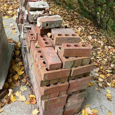 Lot 072-GAR: Bricks New and Used

Features: An assemblage of around 200 red/reddish bricks. Ideal for creating a backyard walkway, border...