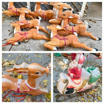 Lot 006-BH: Vintage Santa & His Reindeer Blow Molds

Includes: A Vintage Santa on his sleigh, plus Rudolph and the other 8 Reindeer...