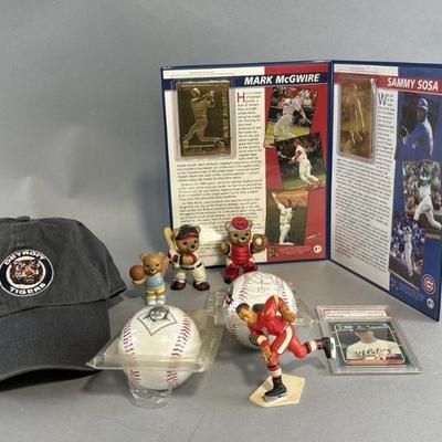 Lot 190 | Vintage Baseball & Basketball Lot
