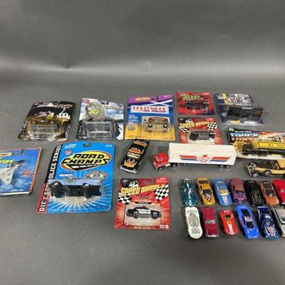 Lot 124 | Vintage ‘70-‘90 Hot Wheels & More
