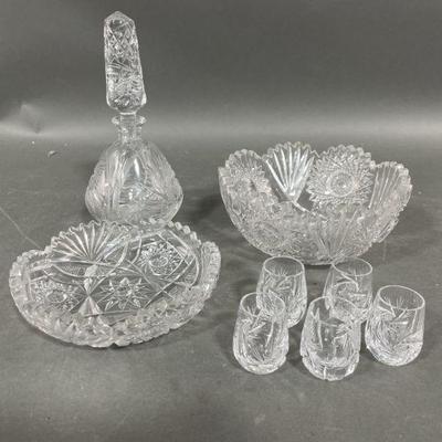 Lot 302 | Hand Cut Crystal Decanter Pinwheel Pattern and
