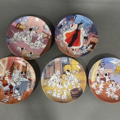 Lot 196 | Disney 101 Dalmatian Plates
