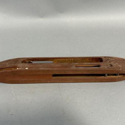 Lot 390 | Antique Wood Metal Ceramic Loom Shuttles
