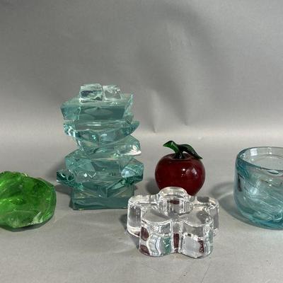 Lot 429 | Various Retro Abstract Glass Sculptures
