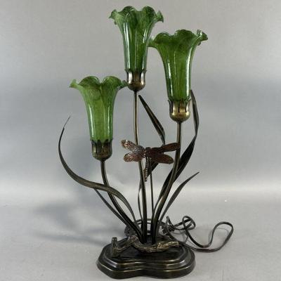 Lot 209 | Vintage Flower & Dragonfly Lamp
