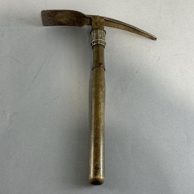 Lot 112 | WWII Trench Pick Axe
