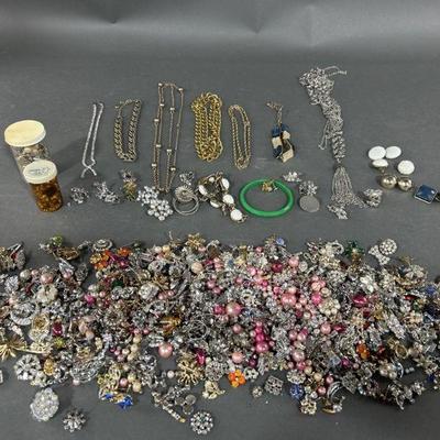 Lot 90 | Costume Loose Rhinestones, Paired Earrings & More
