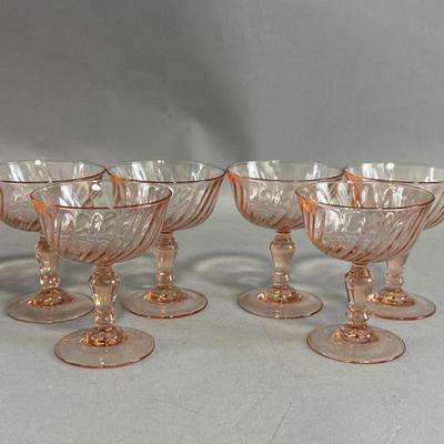 Lot 329 | Pink Depression Glasses: Rosaline Swirl
