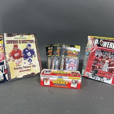 Lot 95 | Score Hockey Box 90’, Hockey Patches & Magazines

