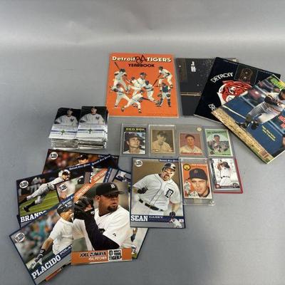 Lot 290 | Baseball Lot: Cards, Magazines, & Posters
