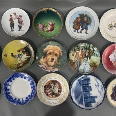 Lot 168 | Collection of Decorative Plates
