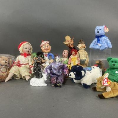 Lot 200 | Vintage Figures and More
