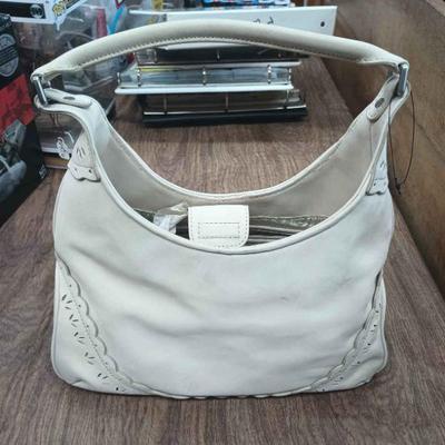 CIP039 - Ann Taylor Off-White Genuine Leather Purse