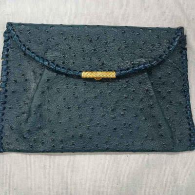 CIP022 Blue wallet with gold plated clasp