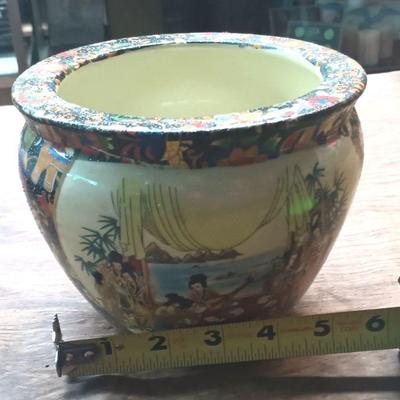 CIP091 - Small Chinese Pottery Planter About 6 inches in Diameter Edge to Edge