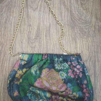 CIP043 - Flower Floral Design Purse with Gold Chain Strap