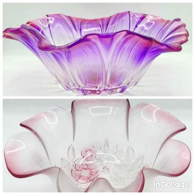 (2) Mikasa Glass Flower Bowls
Mikasa pink Rosella glass bowl
Mikasa purple and pink sunflower glass bowl with sticker
No chips or cracks.

