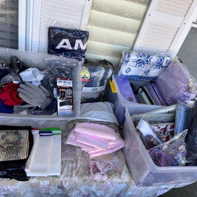 Three Totes Of Warm
Blankets, gloves, hats, socks, sheets, curtains, and more. Most in original plastic as seen in photos. Gold Coast,...