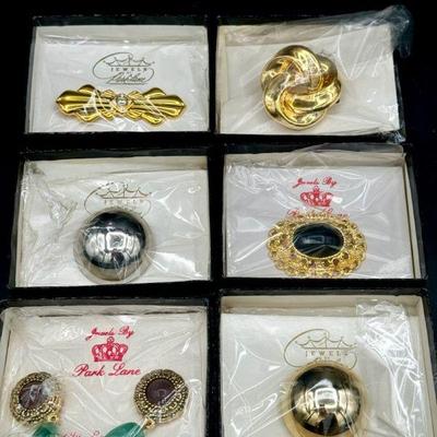 (5) Vintage Jewels By Park Lane Scarf Clips & (1) Clip On Earrings New In Box
