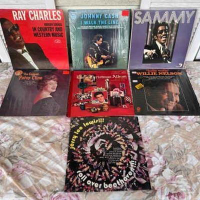 (7) Classic Albums Feat. Willie Nelson And Ray Charles
Ray Charles, Johnny Cash, Sammy Davis Jr, Patsy Cline, Elvis Christmas collection,...