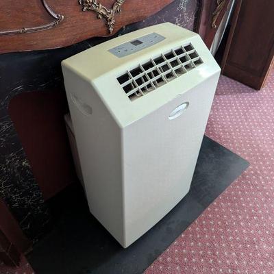 Lot #89 - WINTAIR Portable Room Air Conditioner AP-08CK1FDS