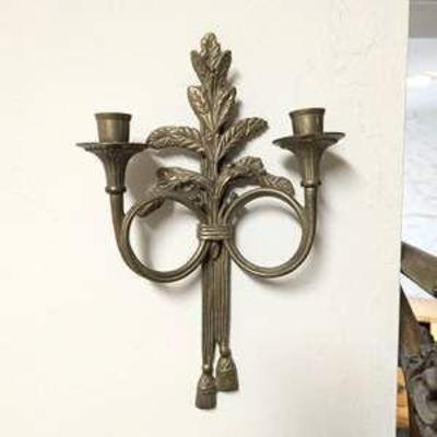 Lot #120 - Vintage Wall Sconce Candle Holder - Brass Finish with Leaf Design
