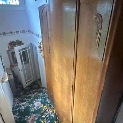 Armoire