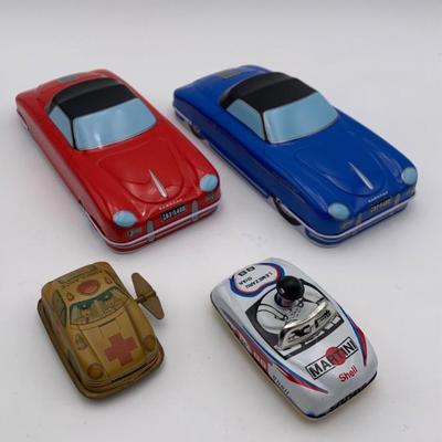 Vintage-Style Vehicles