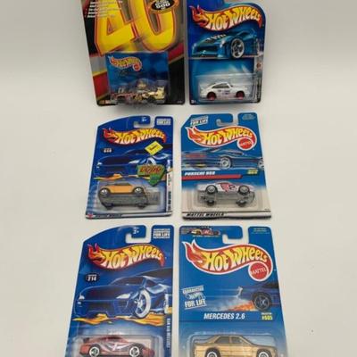 Assorted Small Cars From Hot Wheels (Matchbox Size)