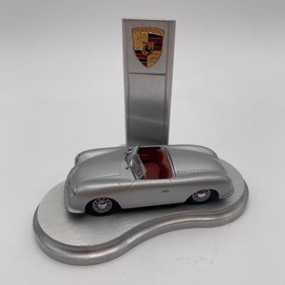 Porsche Dealer Display + Bonus