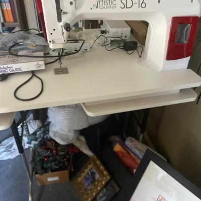 Janome Artistic Quilter (Sit Down) SD16