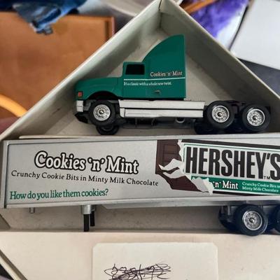 Sale Photo Thumbnail #230: Hershey truck