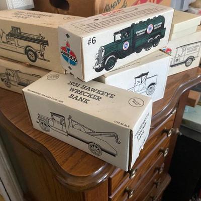 Model cars/trucks