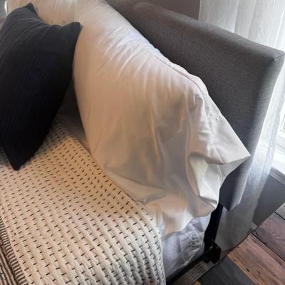 Full size bed set with upholstered headboard
