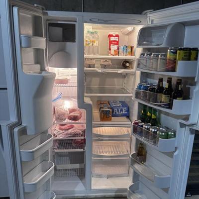 Maytag 26 Cu Feet Wide-by-Side Refrigerator