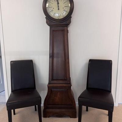 Howard Miller Mahogany Case Clock