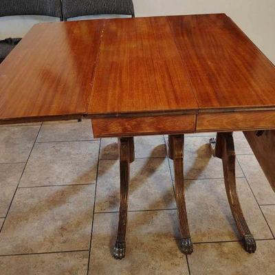 dining room table with extra leafs