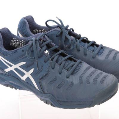 Aasics men's tennis shoes