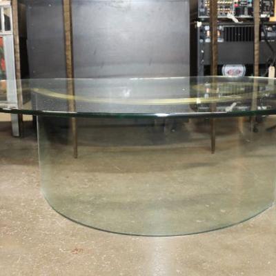Curved glass base