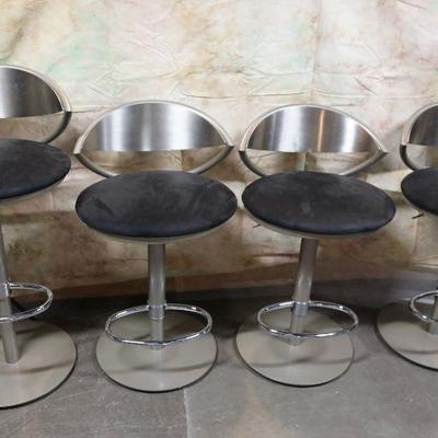 4 adjustable height bar stools