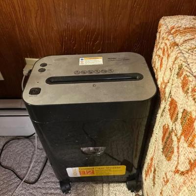 Paper shredder
