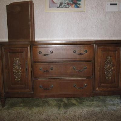 Bassette Furniture Buffet