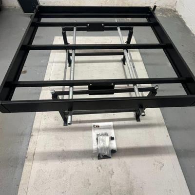 rolling grow table (moves side to side)