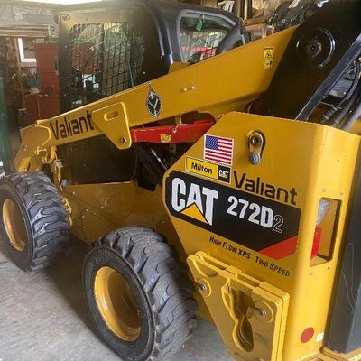 2020 skid steer 450 hrs like new condition, asking $55k serious inquiries only thx.