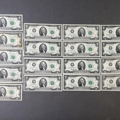 Lot 170 | 17 Series of 1976 2 Dollar Bills

